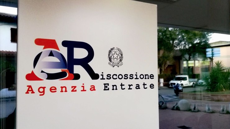 Insegna Agenzia Entrate Riscossione