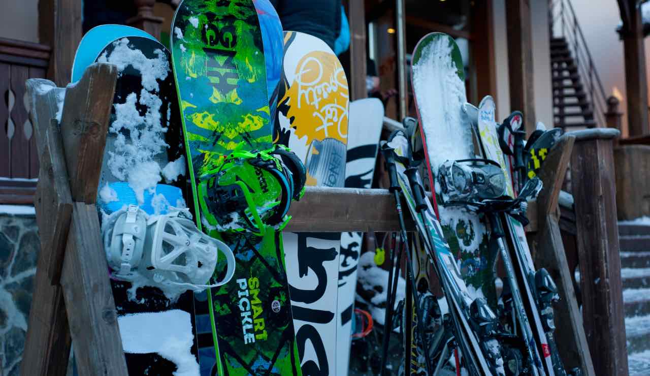 Snowboard attrezzatura - pexels- fsi.it