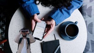 Ti stanno leggendo le tue conversazioni WhatsApp