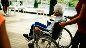 assistenza-anziani-disabili-pexels-quotidianoitalia.it