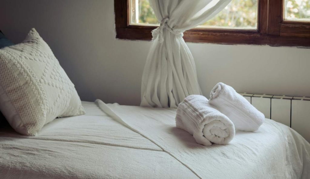 Pulizie disperate in 20 minuti | strategia lampo per avere casa pulita e ordinata prima che arrivino gli ospiti